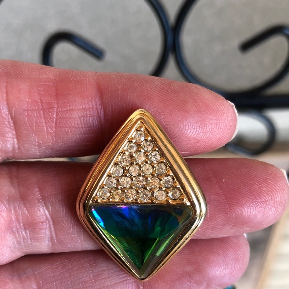 Oscar de la Ranta Aurora Borealis crystal gold tone earrings - Picture 3 of 6